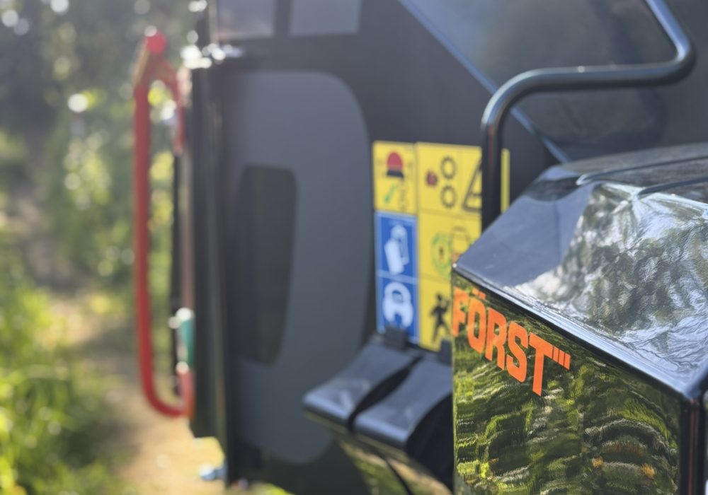 C53A0236-EB11-40B0-A1DA-DA3F3AF35B89_1_102_a